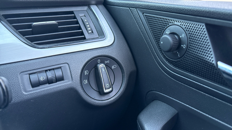 Skoda Rapid Spaceback 1.0 TSI 110 SE Tech 5dr Petrol Hatchback